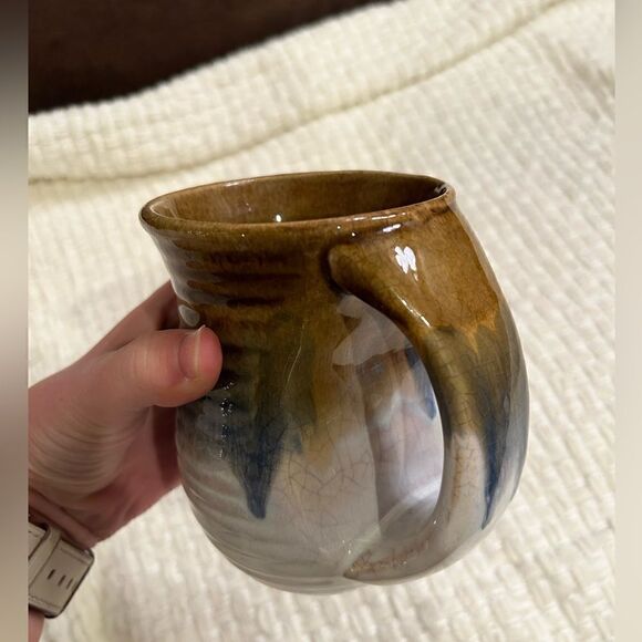 Super cute mug ✨  - Picture 1 of 3
